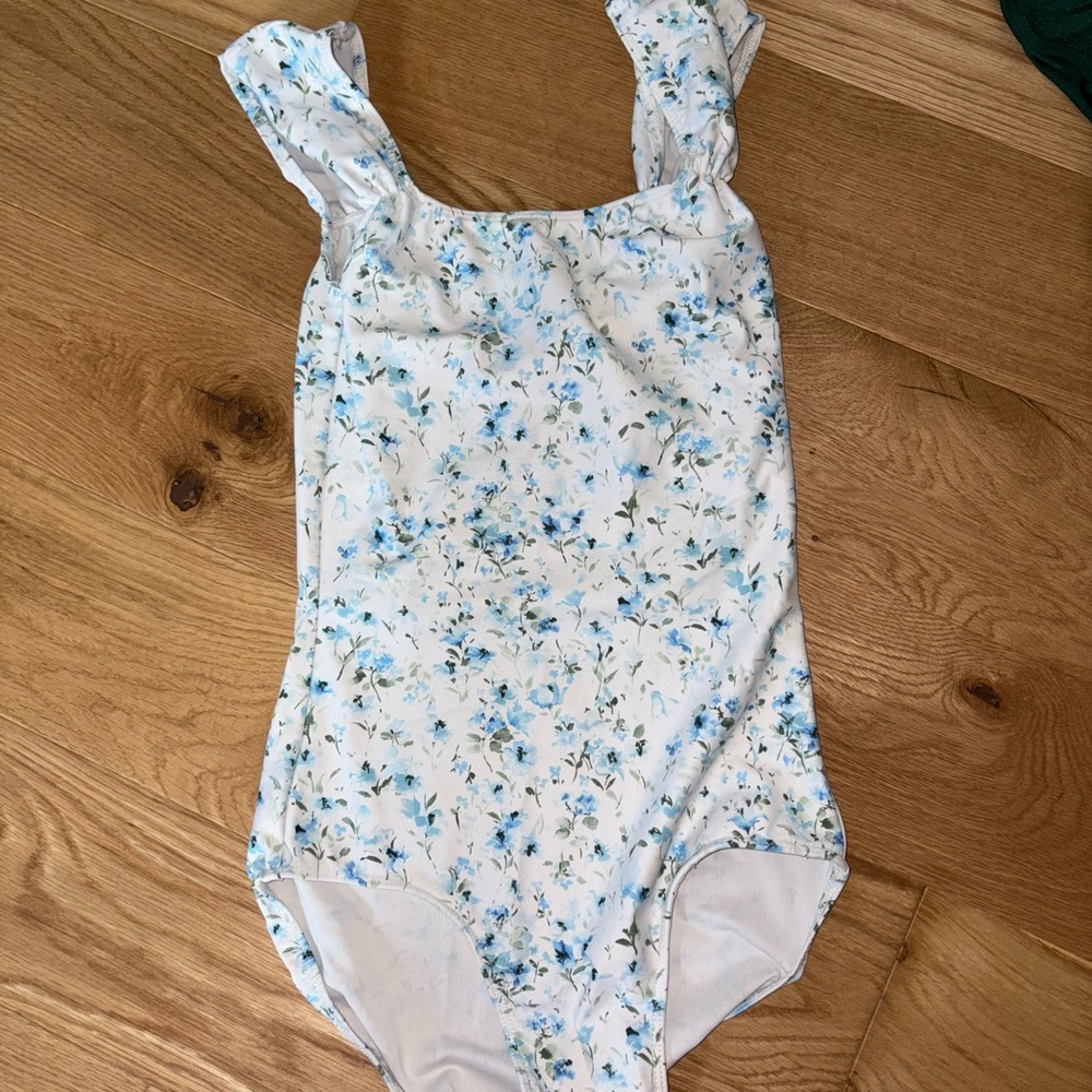 Eleve leotard